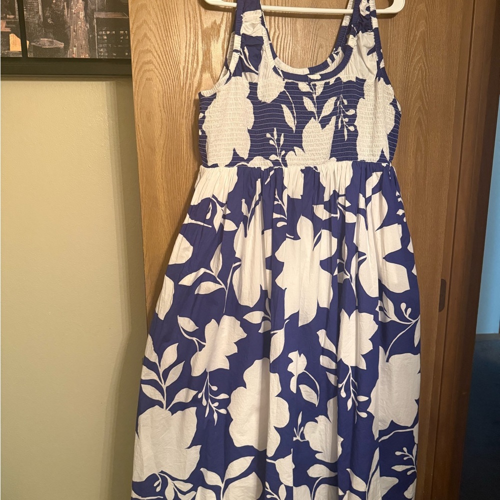 Lane Bryant 18/20 Blue and White Floral Dress